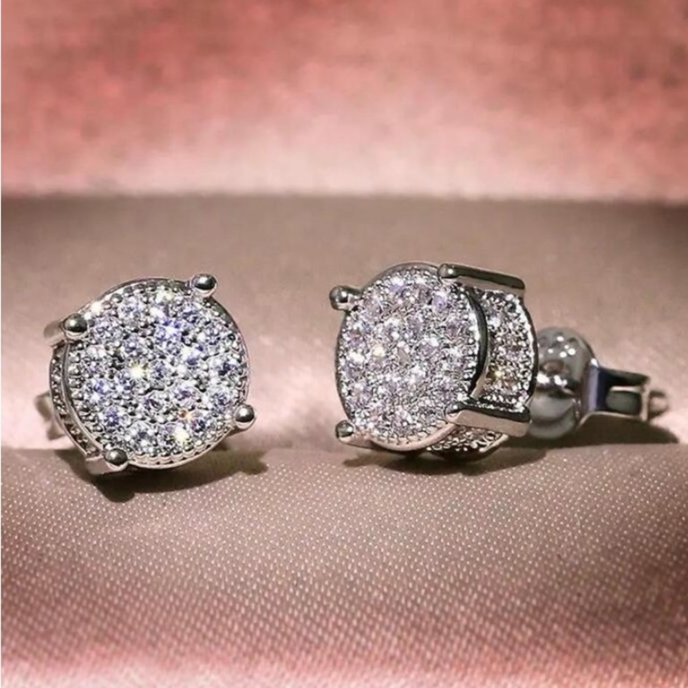 NWT Cubic Zirconia Studs - Picture 1 of 2